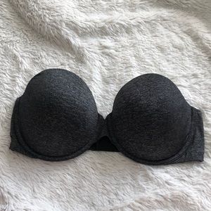 Victoria’s Secret strapless bra